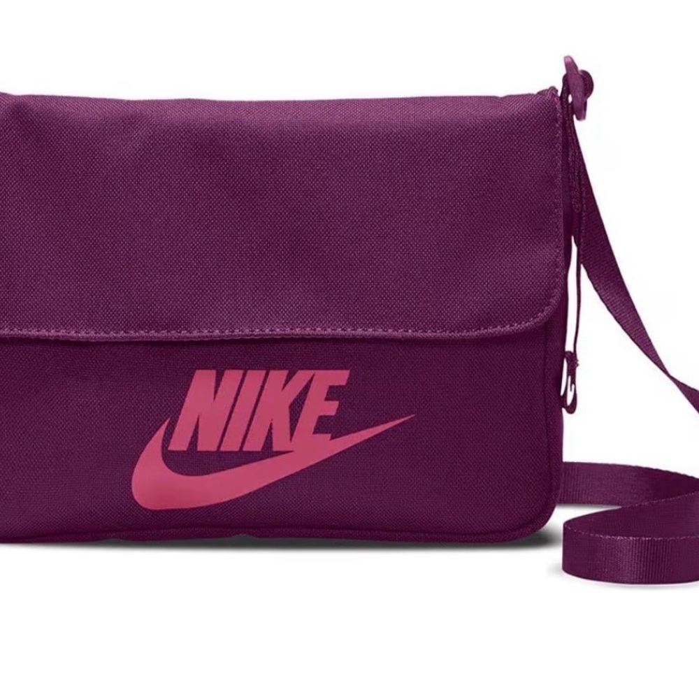 Nike Sportswear Futura 365 Crossbody Bag NWOT